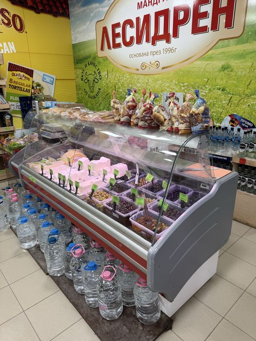 Хоризонтални хладилни витрини