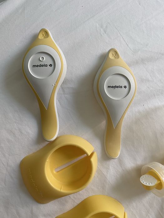 Двуфазна ръчна помпа Medela Harmony  Medela Calma Feeding System