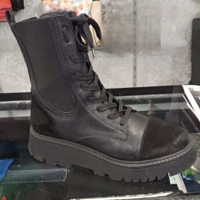 Обувки зимни боти