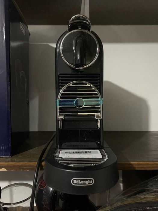 Nespresso Citiz Нова Кафемашина с Капсули