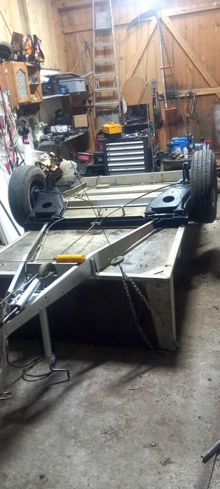 Vand remorca 1.200 kg cu sistem de frânare, reconditionat total