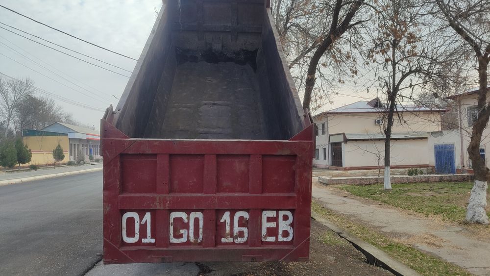 Fanon sotiladi 2009yil