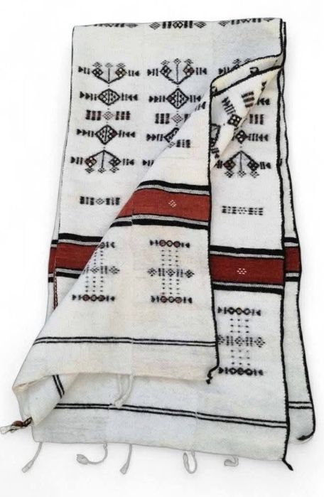 Ръчно тъкана кувертюра 100% козя вълна