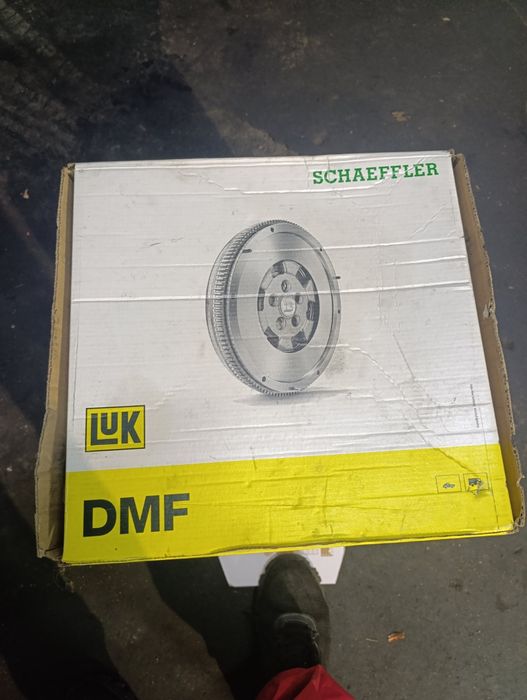 Демпферен маховик за  Mercedes  Vito  2.2 дизел