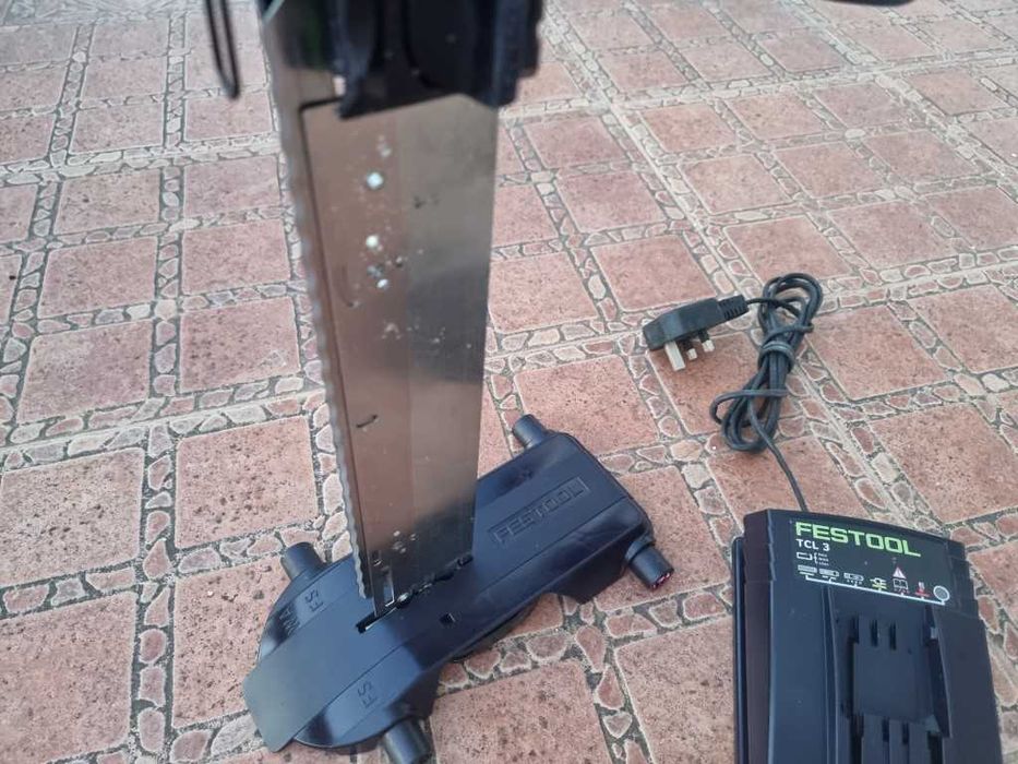 Festool ISC 240 - инструмент за рязане на изолационни материали