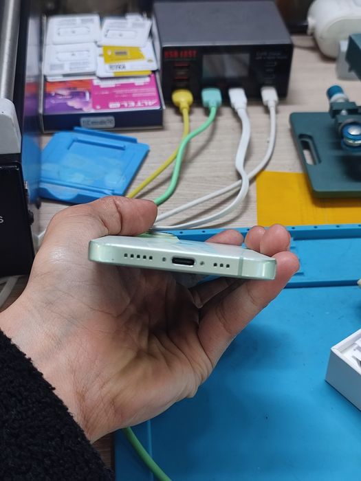 iPhone 15 128Gb 80емкость