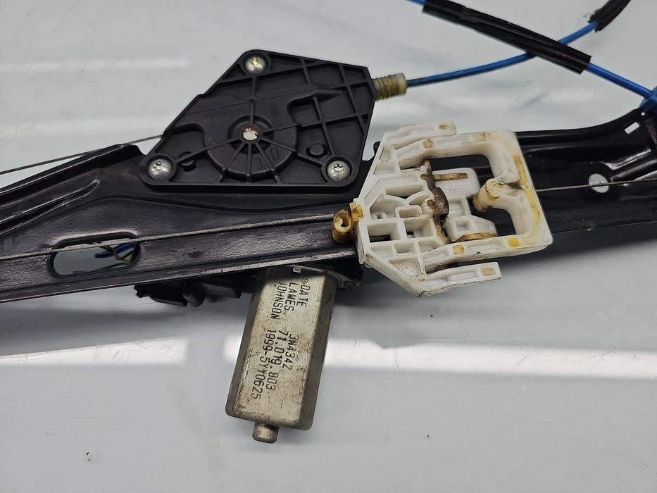 Macara electrica geam dreapta fata Bmw 3 (F30) [Fabr 2012-2017] Sedan