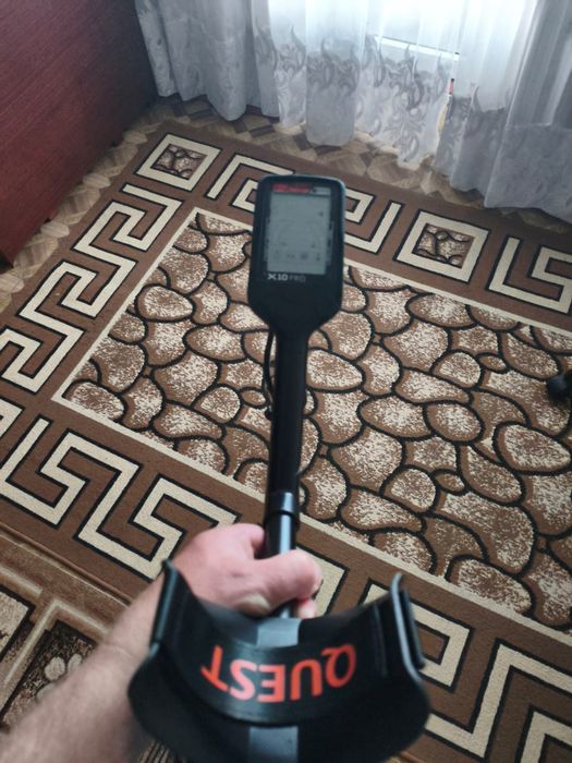 Металлоискатель Квест Х 10 про