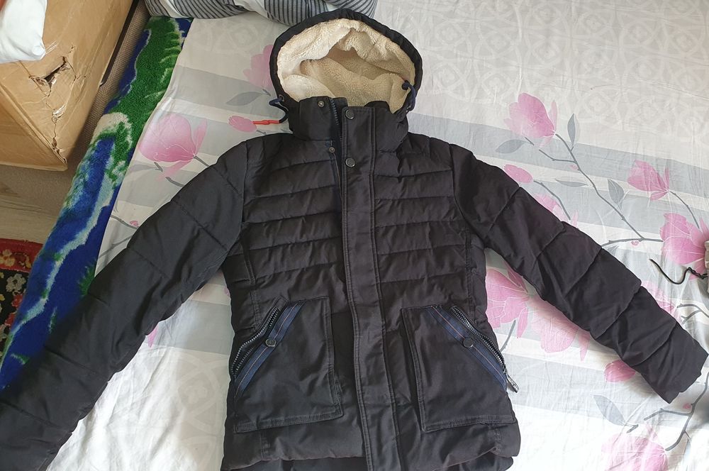 Зимняя куртка-пуховик