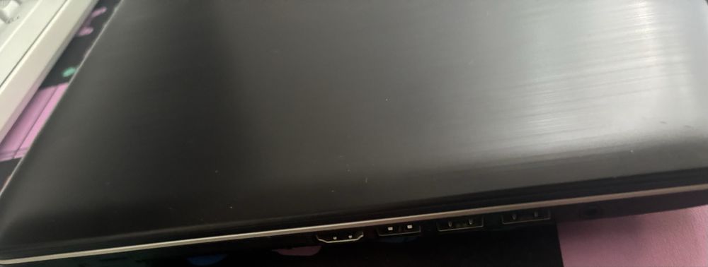 Laptop asus vivobook x540ma