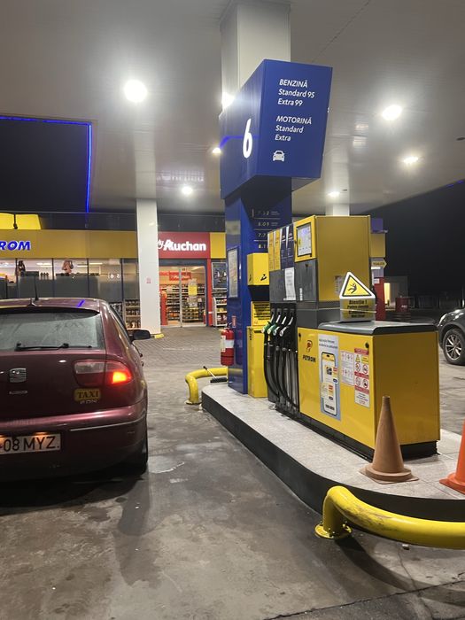 Masina se vinde urgent se negociaza pretul in limita bunului simt