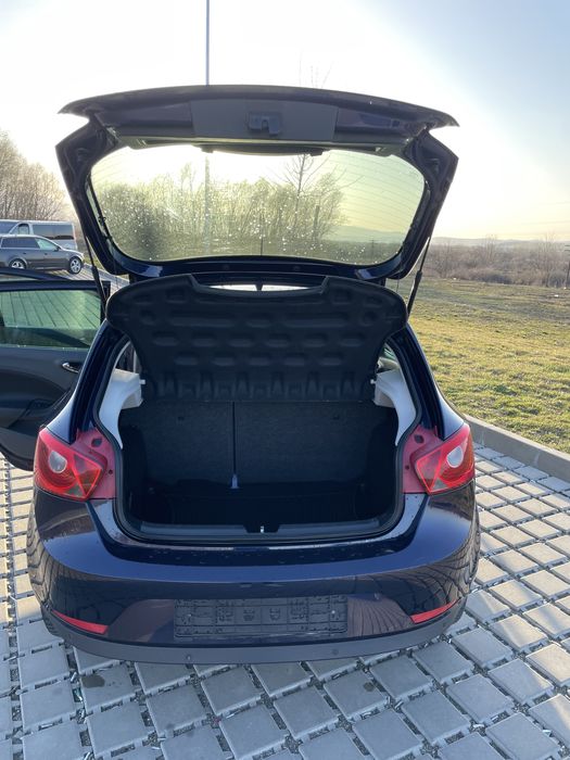 SEAT Ibiza 2009 -4 usi-incalzire scaune-Bluetooth Touch-180.000 km