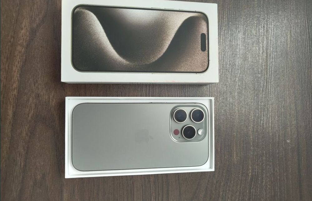 Iphone 15 pro  .