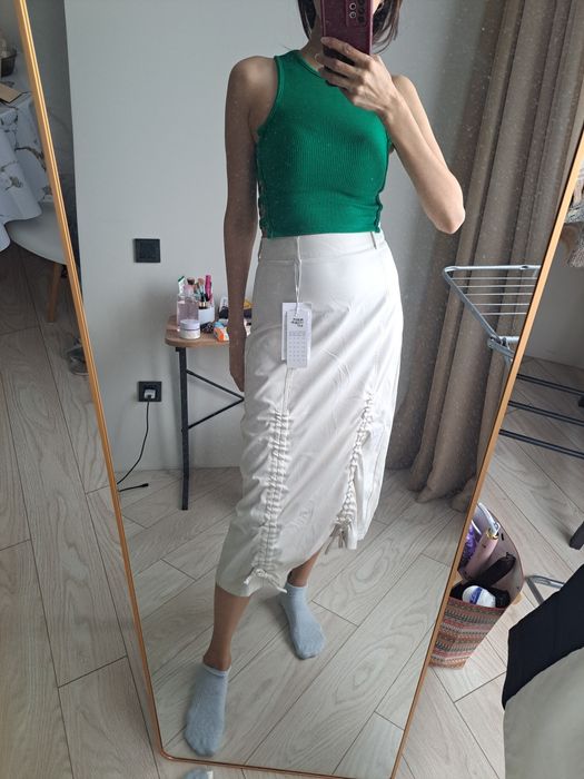 Продам трикотажные платья юбки брюки размер S