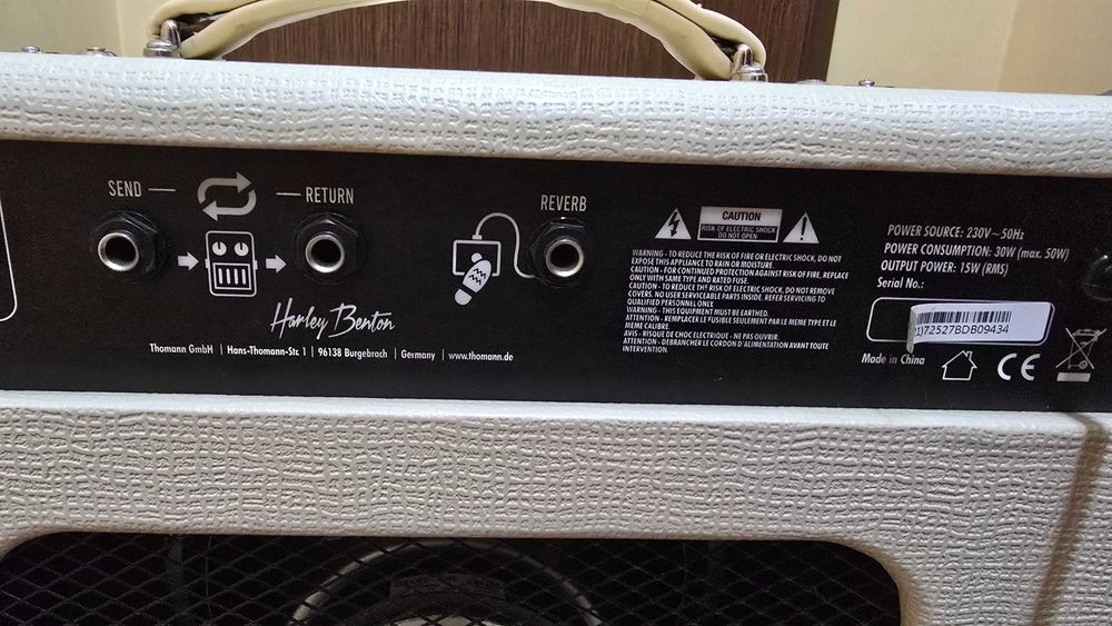 Harley Benton Tube15 Celestion лампово кубе / усилвател за китара