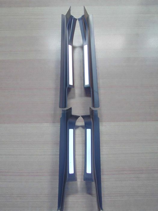 Лайсни на прагове за Mercedes C-class, W 203