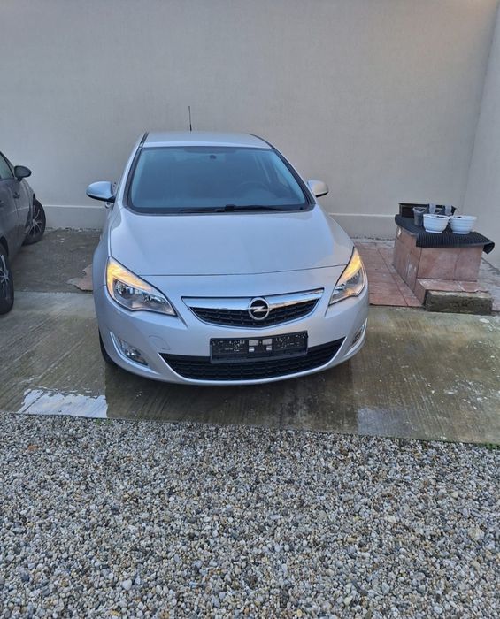 Opel Astra j 1.4 Benzina