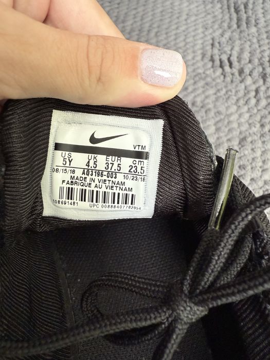 Дамски маратонки Nike