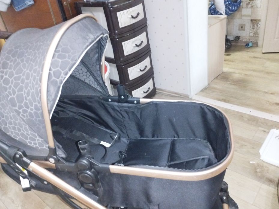 Коляска удобная детская