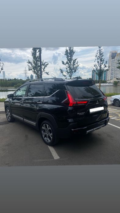Трансфер Астана | Mitsubishi Xpander Cross