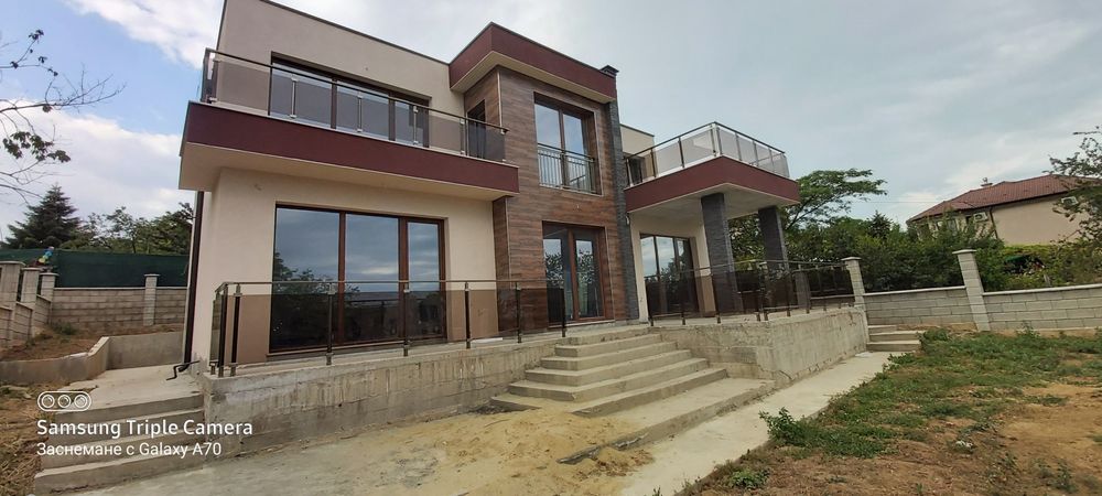 Алуминиеви парапети