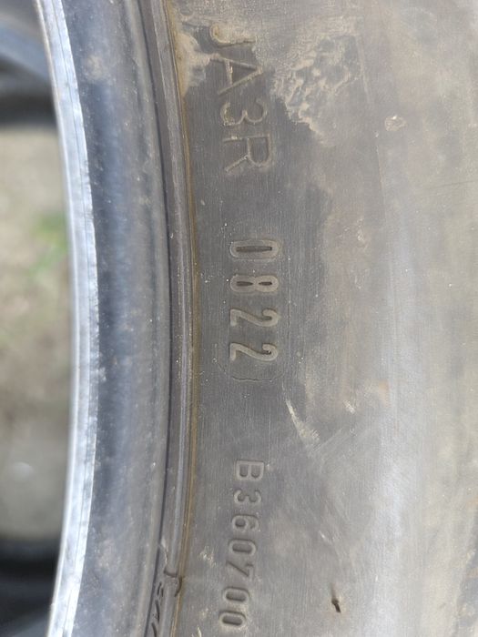 Anvelope DUNLOP 245/45/19