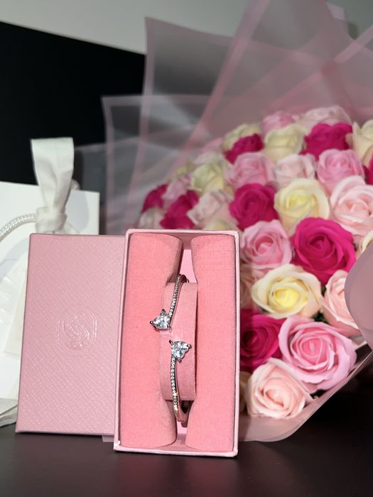 Swarovski attract soul