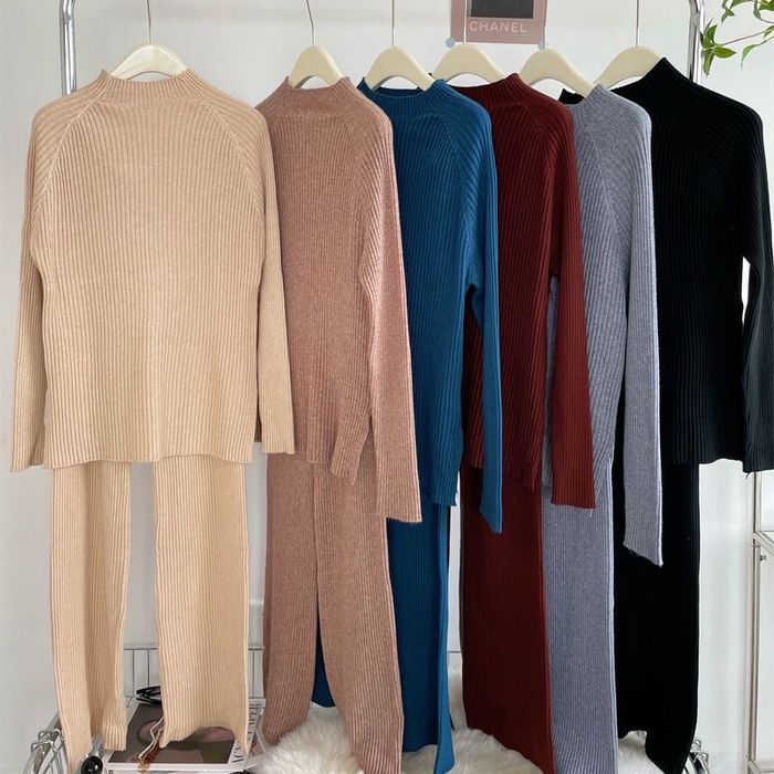 Двойка вязанная очень нежная