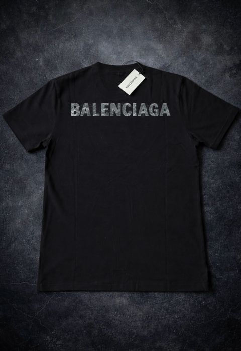 Тениски на Balenciaga ,LV ,Boss ,Off white