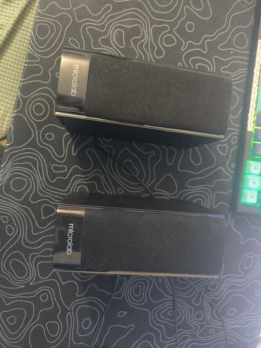 Продам компьютерныи колонки microlab