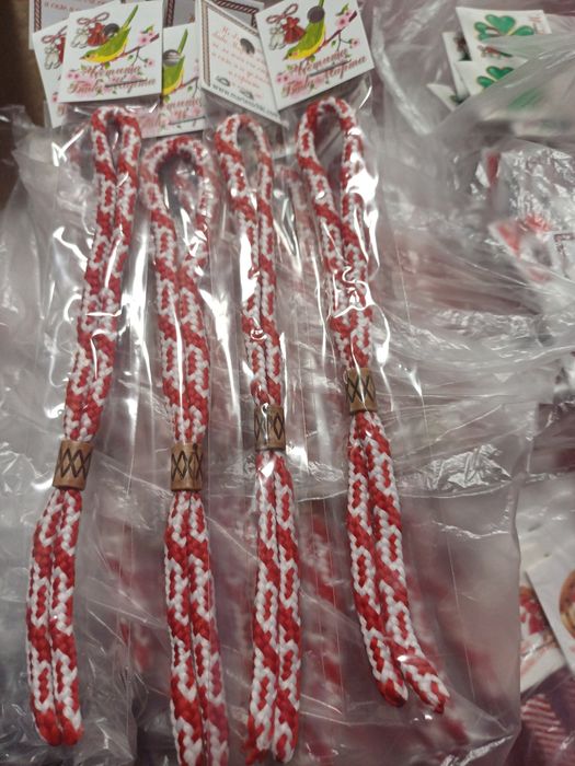 Мартеници за ръка