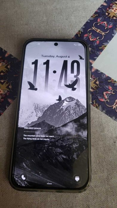 Телефон Huawei nova 13