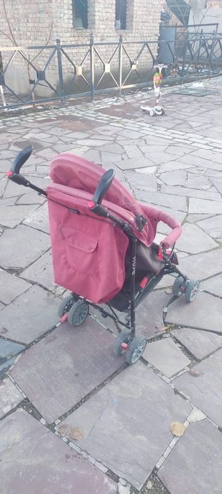 Коляска в хорошем состоянии