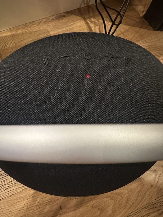 Harman Kardon onyx studio 8 чисто нова