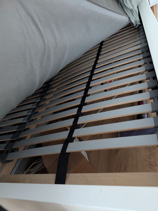 Pat matrimonial malm ikea 160x200 saltea hovag si somiera