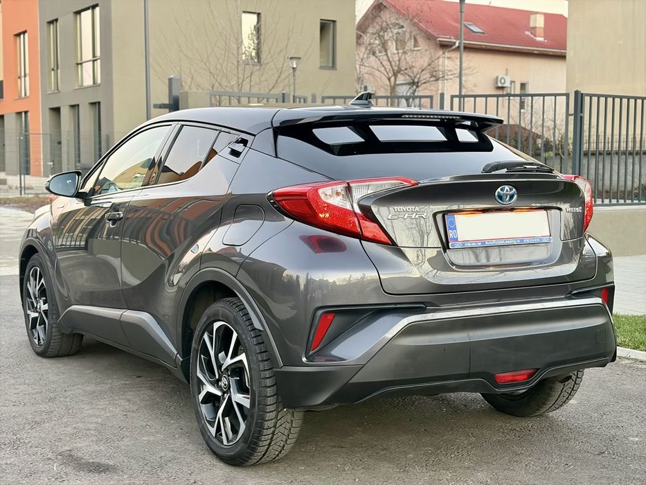 Toyota C-HR / HYBRID 1.8i -122cp/ 2019/ 95.000km /