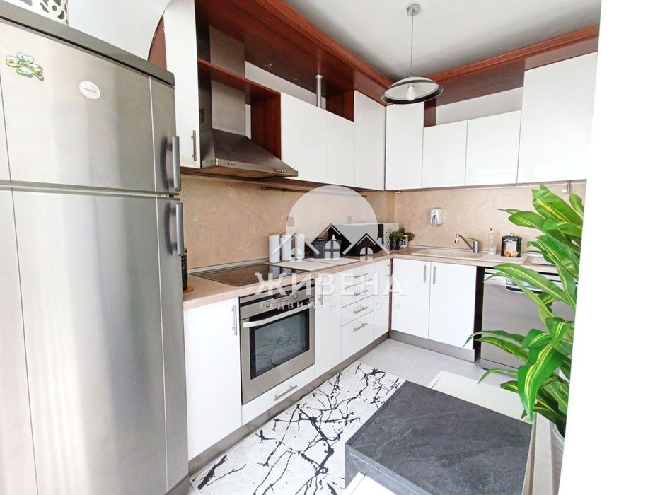 Продава се Тристаен апартамент в Варна, Чайка - 82 кв.м за 3281 €/кв.м - Снимка #5