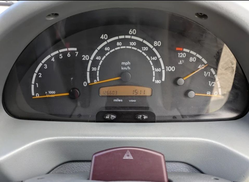 Продавам товарен бус Mercedes-Benz Sprinter 313 CDI двигател OM 611 (2.2 CDI) 2004 г., реални километри, като НОВ!!!