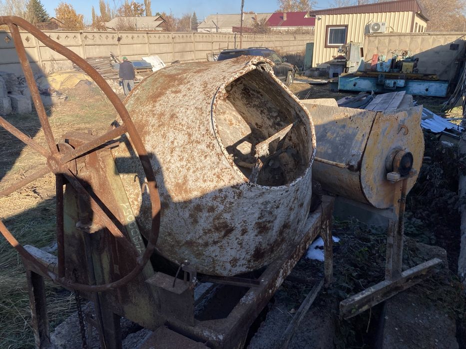 Бетономешалка 0,5 кубов