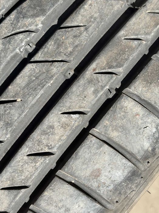 Летни гуми Laufenn 215/55 R17 (DOT 5024) – 4 броя