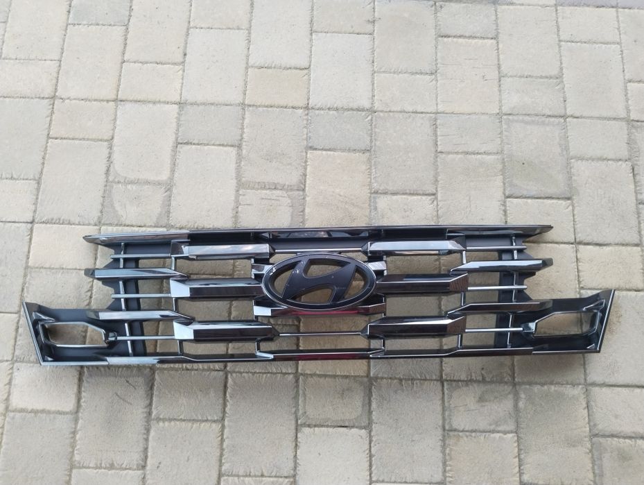 Решетка на Hyundai Tuscan 2025