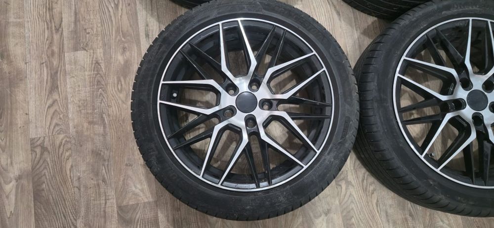 Set 4 roti jante japan racing r17 5x114.3 cb 67.1