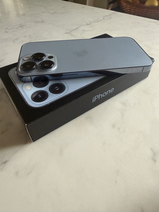 iPhone 13 pro 128gb син