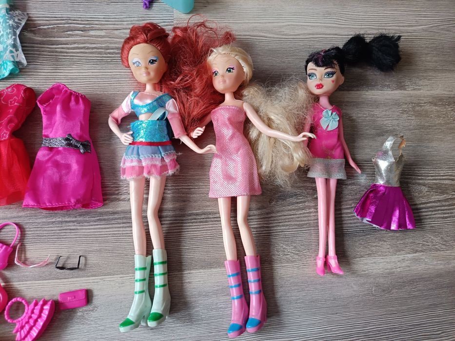 Barbie Куфар гардероб и кукли