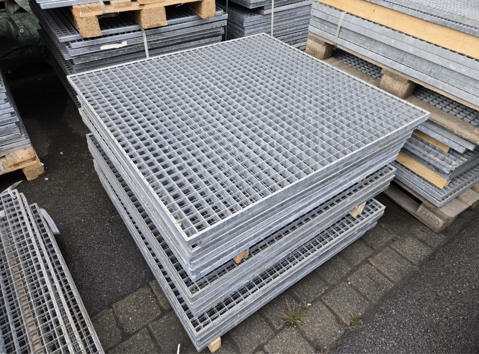 Gratare zincate galvanizate