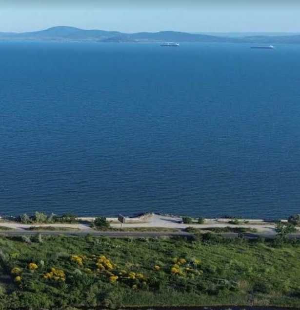 Продава се Парцел в Поморие - 2333 кв.м за 110 €/кв.м - Снимка #1