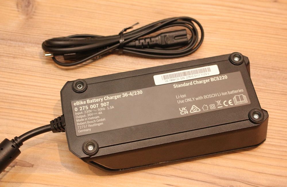 Incarcator Bosch 4 Ah pentru bicicleta electrica