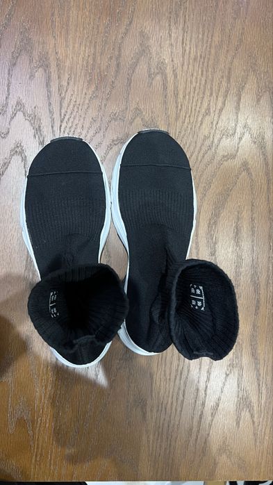 Оригинални обувки Balensiaga