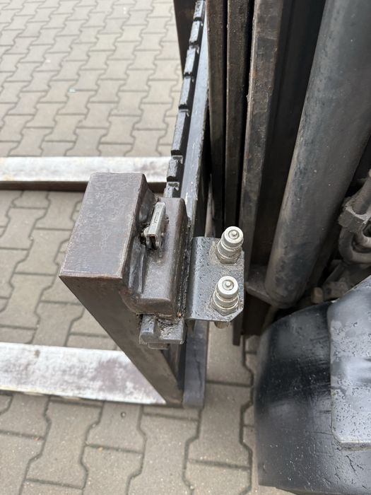 De vanzare sau da inchiriat stivuitor  Still cu capacitate de 4 T