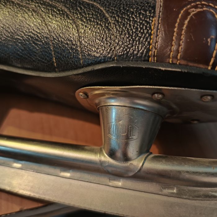 Patine piele made in Czehoslovakia
